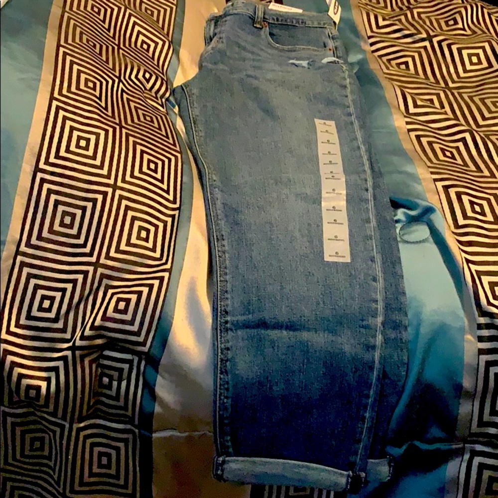 Old navy Boyfriend mid rise jeans